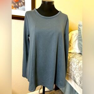 Remixmess slate gray tunic top. Size L. NWTGS.